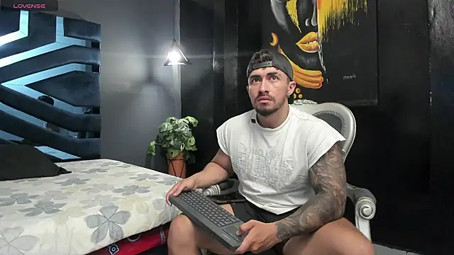 Brad Summer online show from March 28, 11:17 pm