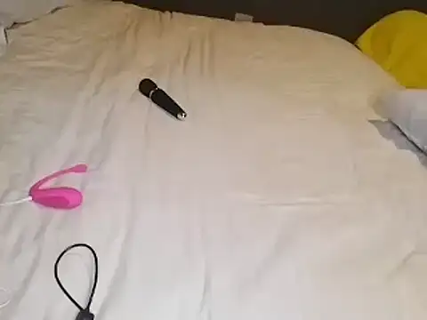 Snapshot of Chandy012 chatting on September 20, 6:57 pm Chandy012 online show from September 20, 6:57 pm