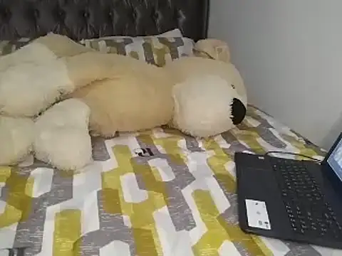 Snapshot of Chandy012 chatting on December 14, 12:22 pm Chandy012 online show from December 14, 12:22 pm