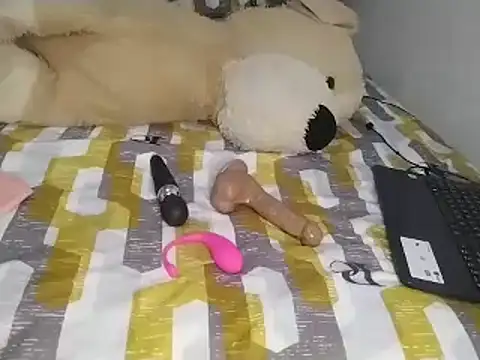 Snapshot of Chandy012 chatting on November 23, 2:49 pm Chandy012 online show from November 23, 2:49 pm