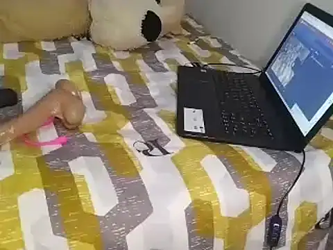 Snapshot of Chandy012 chatting on November 26, 2:06 pm Chandy012 online show from November 26, 2:06 pm