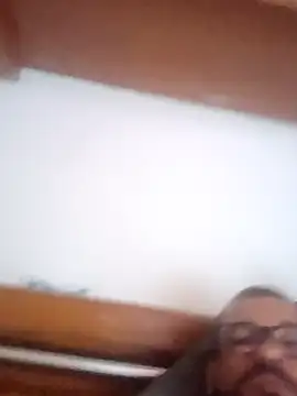 Snapshot of jacaranduba07 chatting on March 3, 7:49 pm jacaranduba07 online show from March 3, 7:49 pm