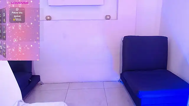 AishaHil online show from February 13, 3:03 pm