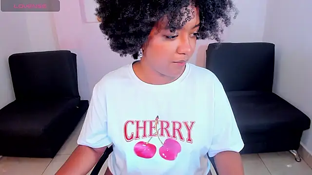 AishaHil online show from January 28, 5:56 pm