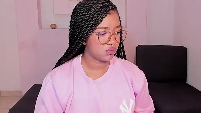 AishaHil online show from January 19, 12:17 pm