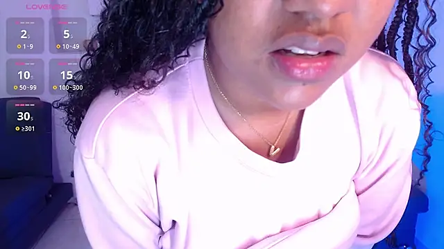 AishaHil online show from February 14, 12:03 pm