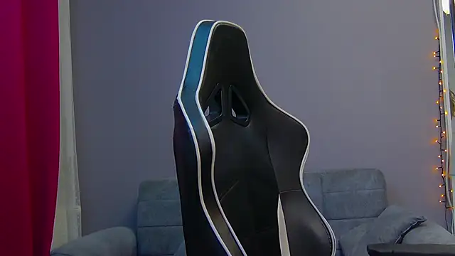 Snapshot of Eva_Lovvia_ chatting on February 24, 7:52 pm Eva Lovvia  online show from February 24, 7:52 pm