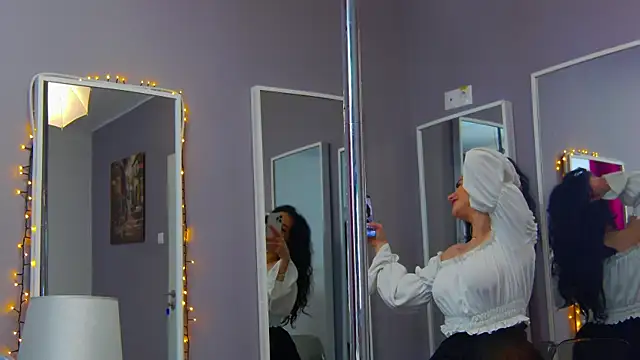 Snapshot of Eva_Lovvia_ chatting on February 11, 7:38 pm Eva Lovvia  online show from February 11, 7:38 pm