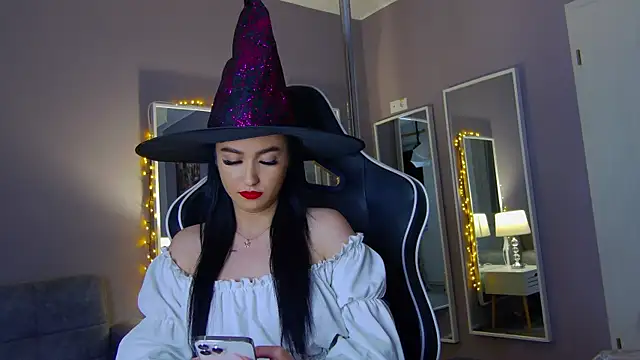 Snapshot of Eva_Lovvia_ chatting on February 7, 9:26 pm Eva Lovvia  online show from February 7, 9:26 pm