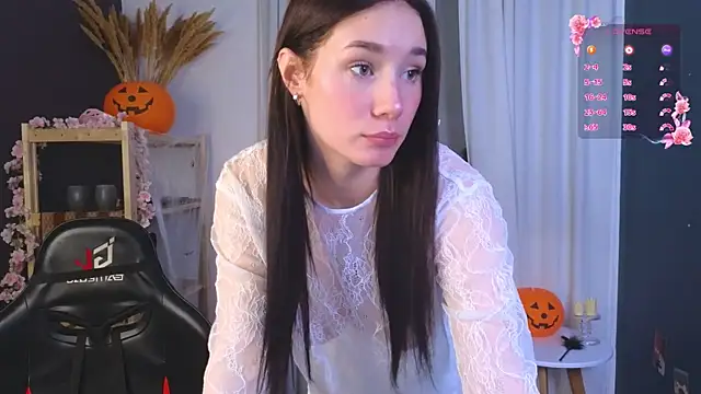 too sexxxy online show from November 3, 3:04 pm