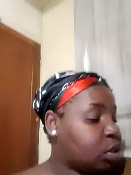 ShySexyBaddie online show from March 13, 7:50 pm