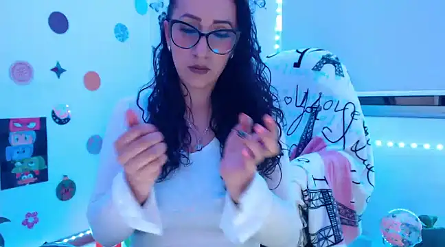 Snapshot of samy_love35 chatting on January 22, 5:26 am samy love35 online show from January 22, 5:26 am
