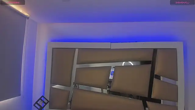 Snapshot of Princess_tokyo chatting on January 22, 1:32 pm Princess tokyo online show from January 22, 1:32 pm