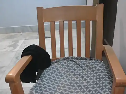 kissingcurvy online show from February 17, 7:27 am