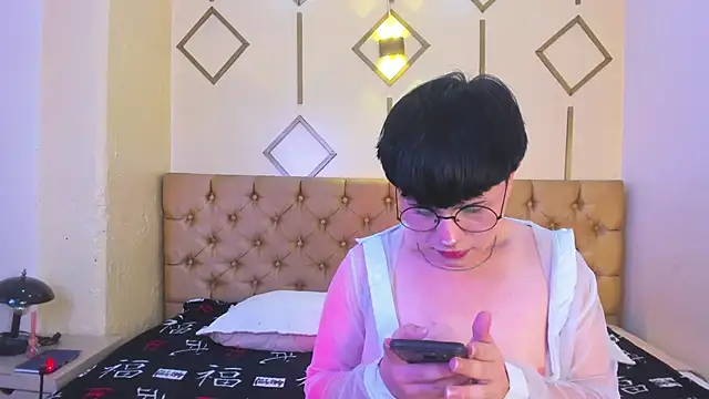 Snapshot of dalmonn_lennoxx chatting on March 15, 7:38 pm dalmonn lennoxx online show from March 15, 7:38 pm