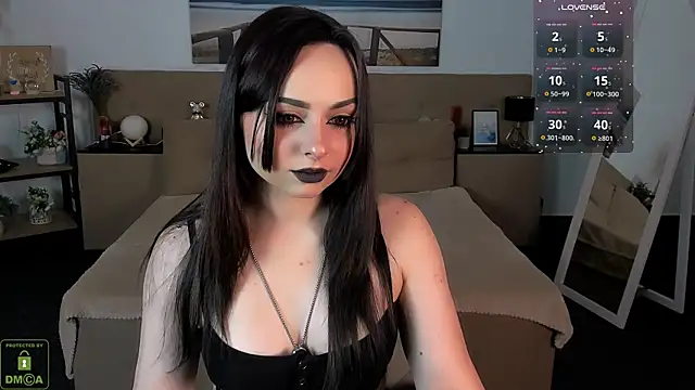 Noirael online show from October 2, 8:45 pm