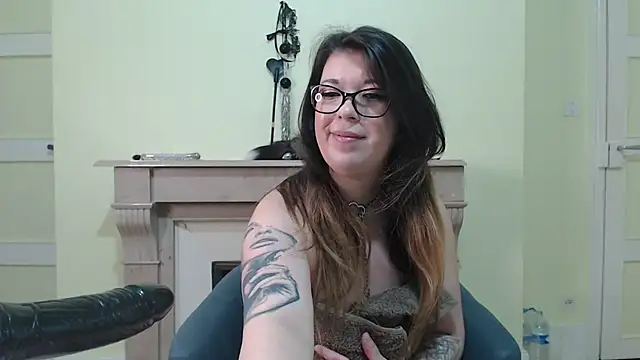 kamilalova online show from February 26, 2:16 pm