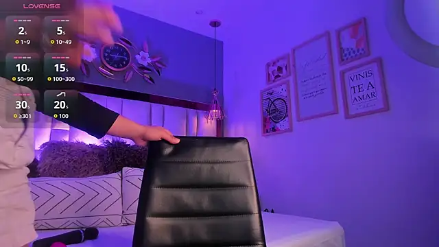 ArianaGolden online show from October 15, 2:14 pm