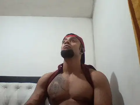 Snapshot of davidcr89 chatting on September 19, 5:33 am davidcr89 online show from September 19, 5:33 am