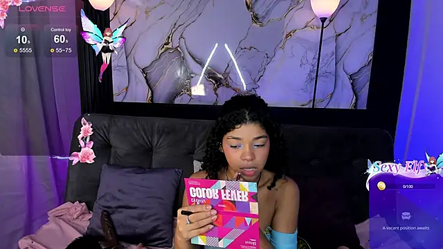 Snapshot of lucie_petite chatting on June 14, 6:42 pm lucie petite online show from June 14, 6:42 pm