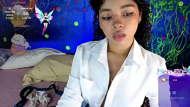 lucie petite online show from January 14, 6:22 pm