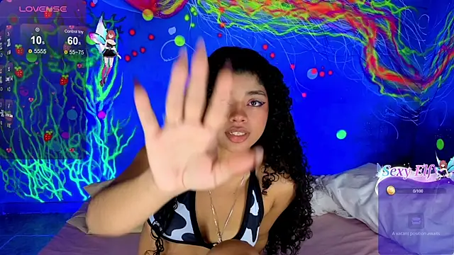 lucie petite online show from January 7, 6:35 pm