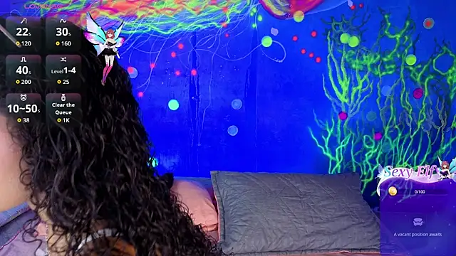 lucie petite online show from February 7, 6:27 pm