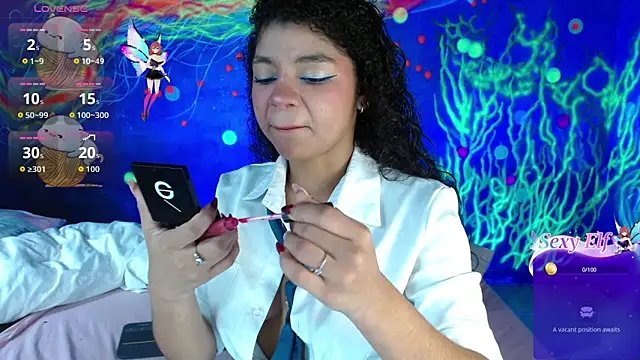 lucie petite online show from January 5, 6:33 pm