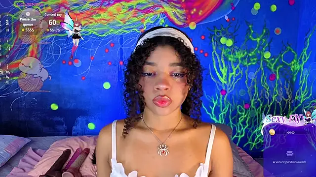 lucie petite online show from February 13, 6:41 pm