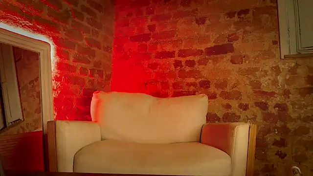 Snapshot of MistressLacey chatting on October 17, 6:50 am MistressLacey online show from October 17, 6:50 am