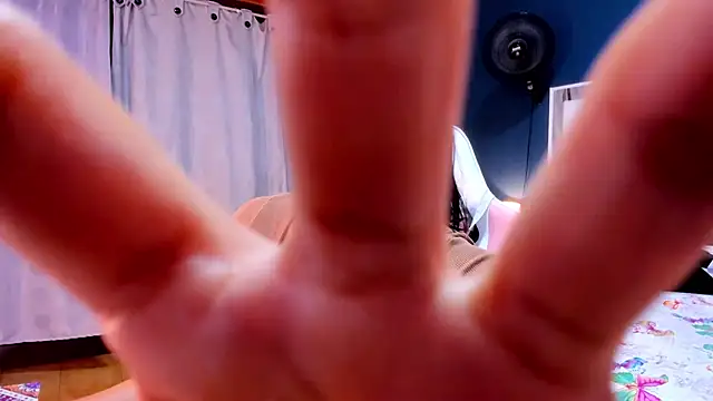 Snapshot of Alondra_Cutie chatting on March 19, 12:37 am Alondra Cutie online show from March 19, 12:37 am