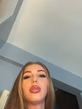 SexySofia 69 online show from June 12, 8:45 am