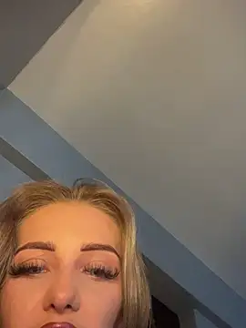 SexySofia 69 online show from May 26, 6:55 am