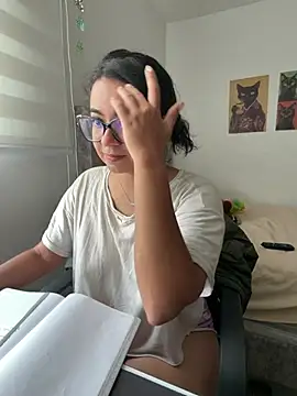 miilaklum online show from April 5, 4:35 pm