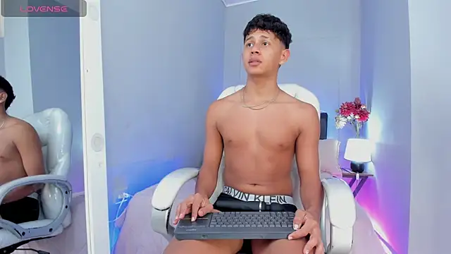 Dawn16  online show from March 31, 8:22 pm