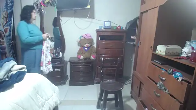 jazmin mature  online show from December 20, 12:19 pm