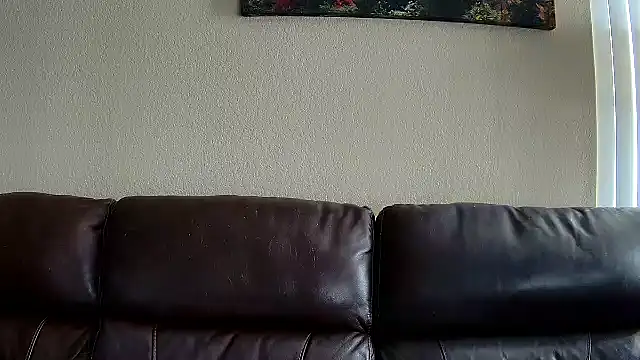 StonerPrincessGenie online show from January 30, 11:45 pm