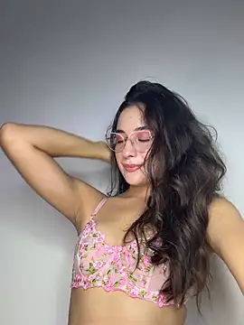 baaby-miiaa online show from February 17, 3:15 am