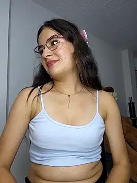 Snapshot of baaby-miiaa chatting on February 14, 5:30 am baaby-miiaa online show from February 14, 5:30 am