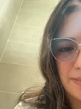 baaby-miiaa online show from July 6, 3:03 pm