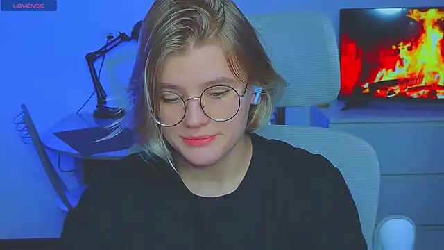  JessieVibes online show from February 8, 4:46 pm