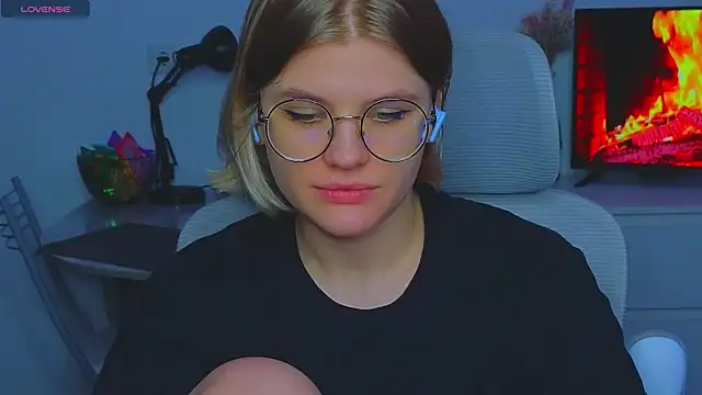  JessieVibes online show from February 19, 7:37 pm
