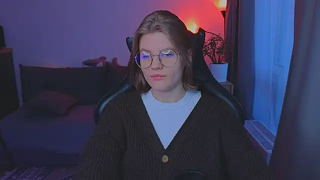  JessieVibes online show from February 17, 2:14 pm