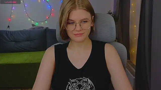  JessieVibes online show from November 19, 1:33 pm