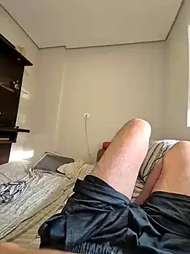 Snapshot of uberdot chatting on February 11, 10:25 am uberdot online show from February 11, 10:25 am