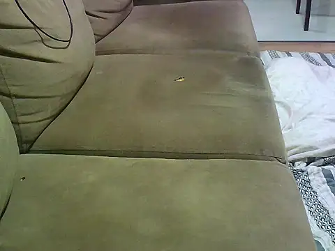 Snapshot of uberdot chatting on October 30, 11:23 pm uberdot online show from October 30, 11:23 pm