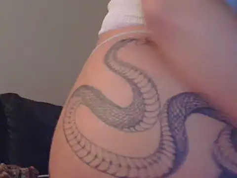 Snapshot of freakofnaeture chatting on January 30, 10:50 am freakofnaeture online show from January 30, 10:50 am