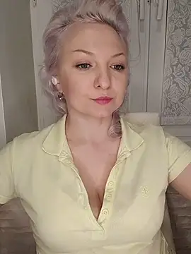 Snapshot of Anesteishen chatting on November 26, 5:24 pm Anesteishen online show from November 26, 5:24 pm