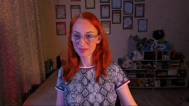 red rocco online show from February 27, 7:04 pm