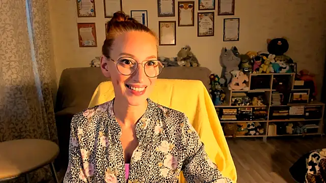 red rocco online show from September 18, 2:20 pm